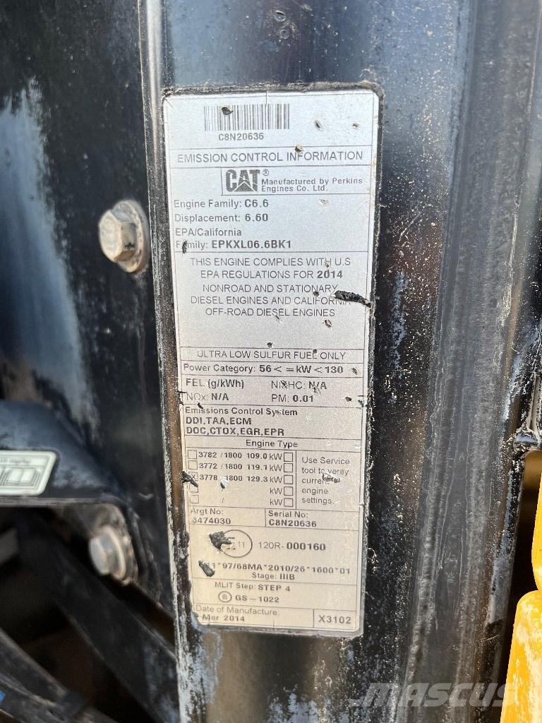 CAT 938 K Kolesni nakladalci