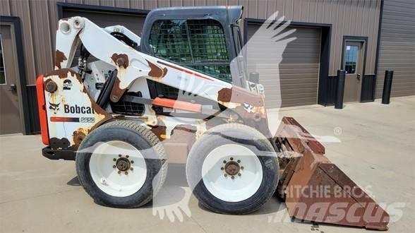 Bobcat S650 Skid steer mini nakladalci