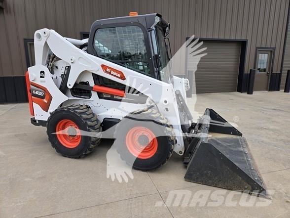 Bobcat S650 Skid steer mini nakladalci