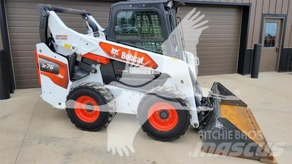 Bobcat S76 Skid steer mini nakladalci