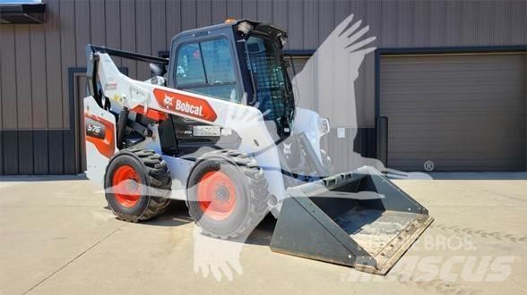 Bobcat S76 Skid steer mini nakladalci