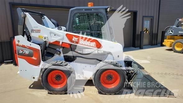 Bobcat S76 Skid steer mini nakladalci