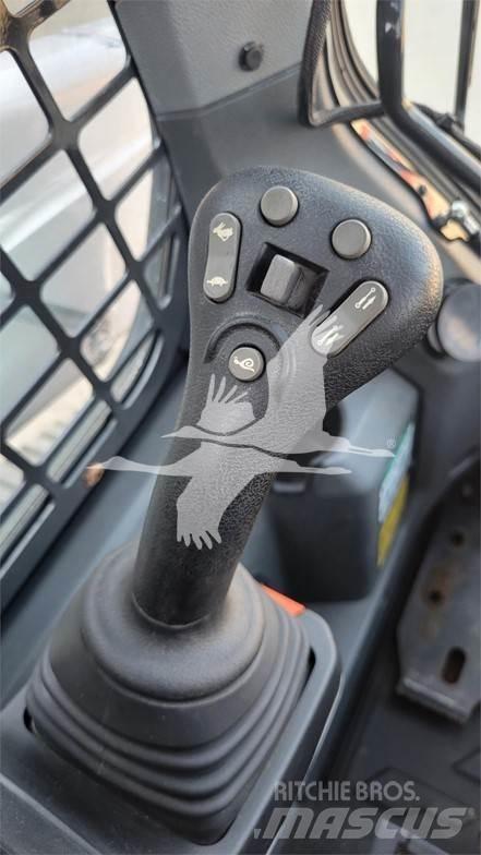 Bobcat T76 Skid steer mini nakladalci