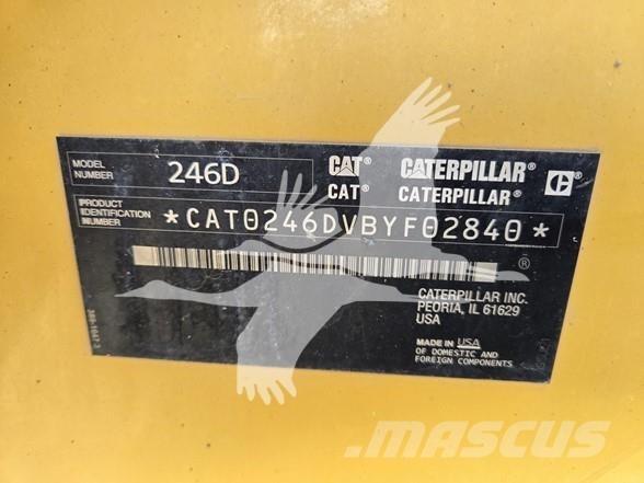 CAT 246D Skid steer mini nakladalci