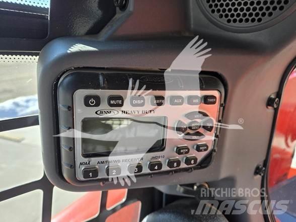 Kubota SSV75 Skid steer mini nakladalci