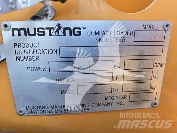 Mustang 2040 Skid steer mini nakladalci