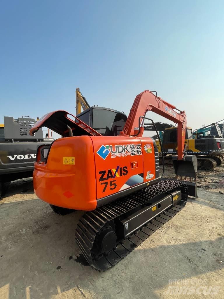 Hitachi ZX 75 Bagri goseničarji