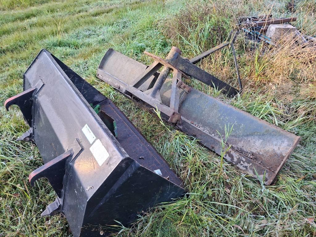 John Deere 1950 Traktorji