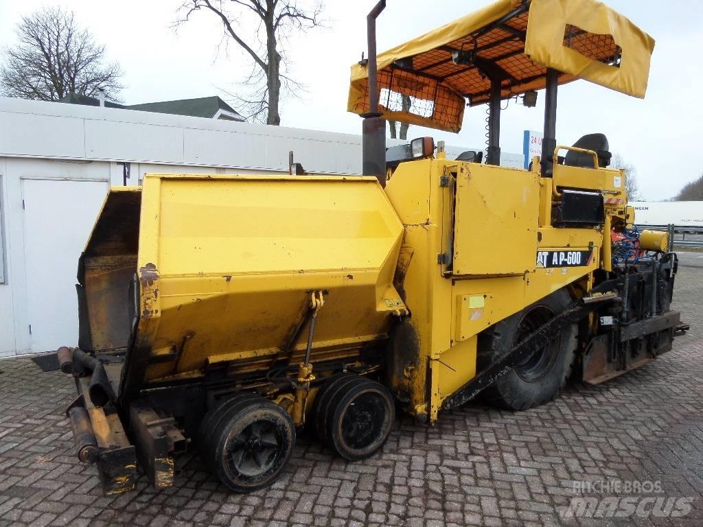 CAT AP 600 Asfaltni finišerji