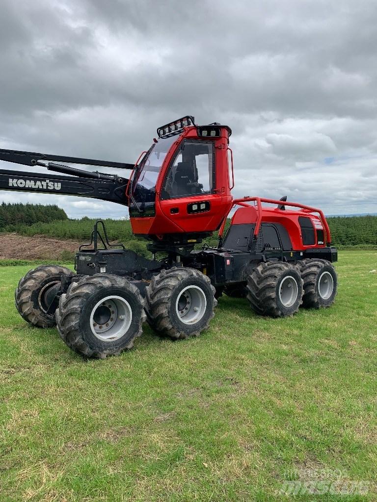 Komatsu 901 XC Harvesterji
