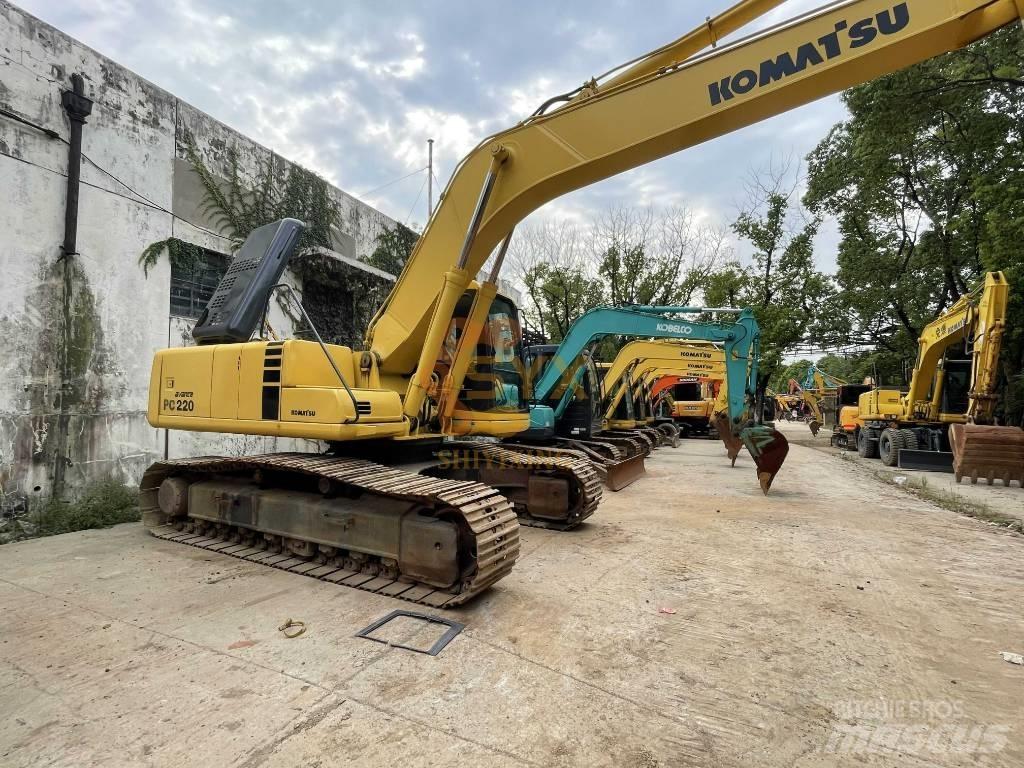 Komatsu PC 220 Bagri goseničarji