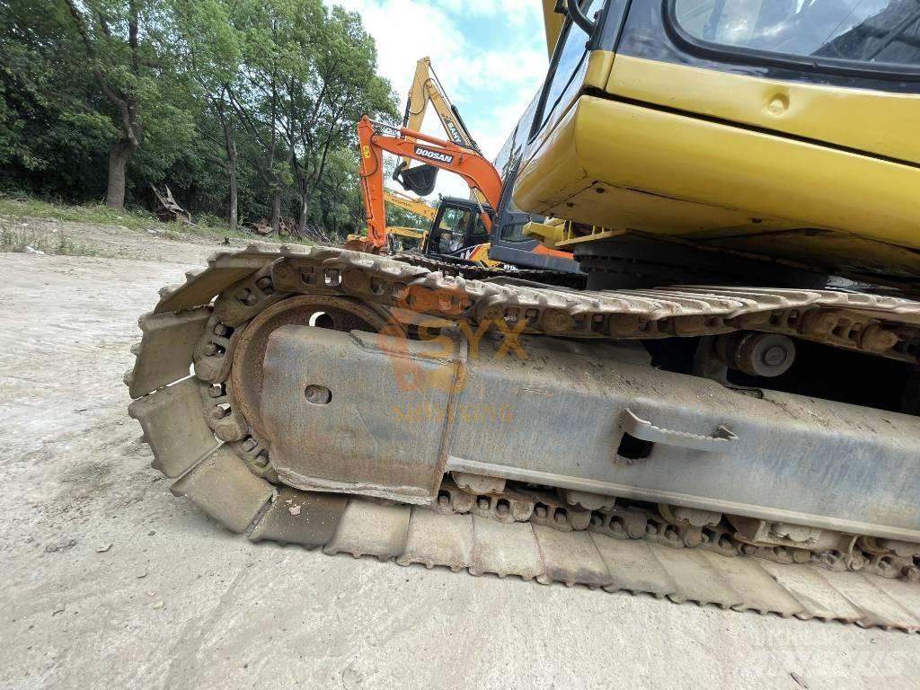 Komatsu PC 220 Bagri goseničarji