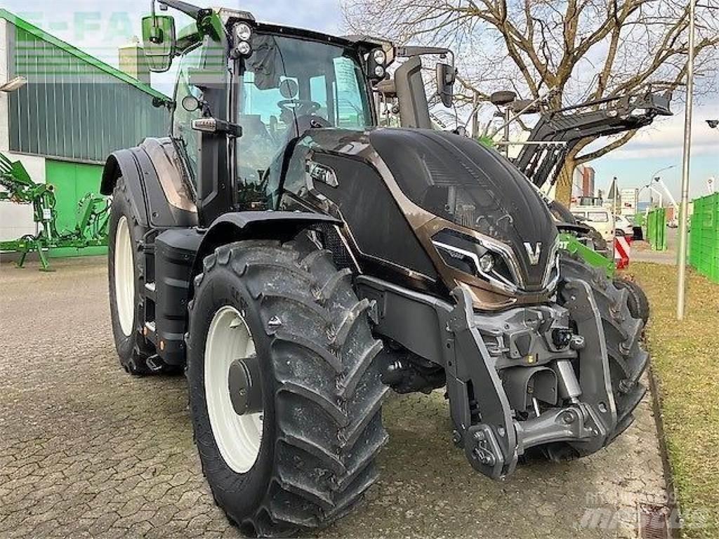 Valtra q285 Traktorji