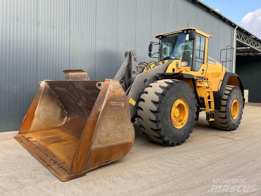 Volvo L220H Kolesni nakladalci
