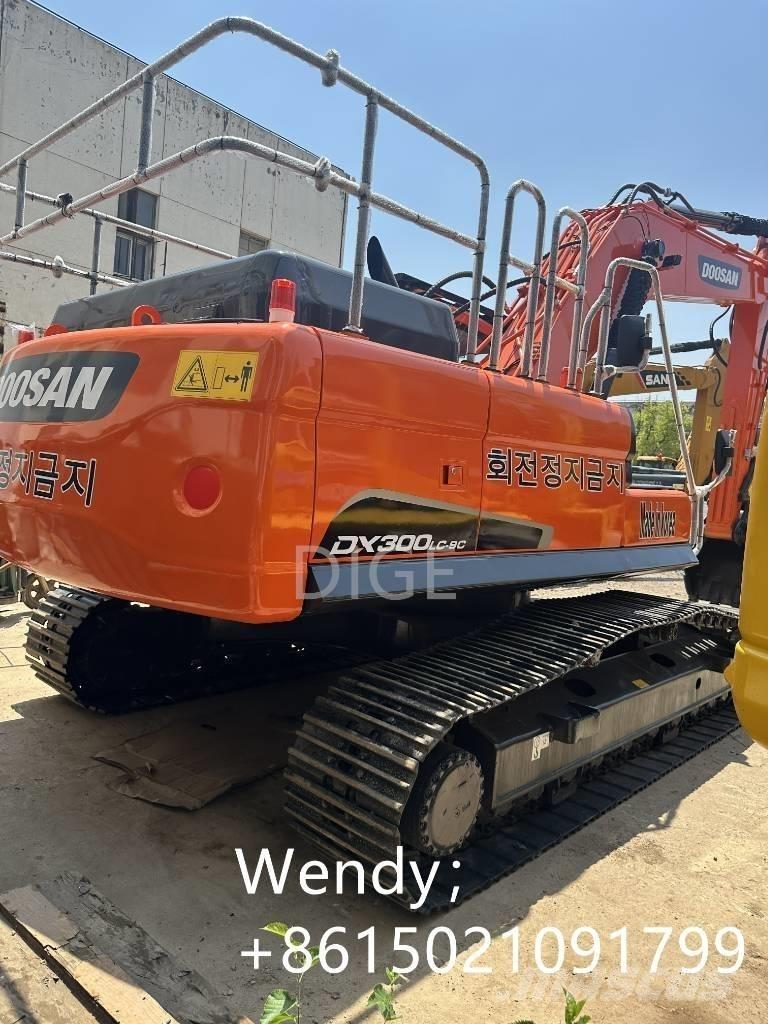 Doosan DX 300 Midi bagri 7t – 12t