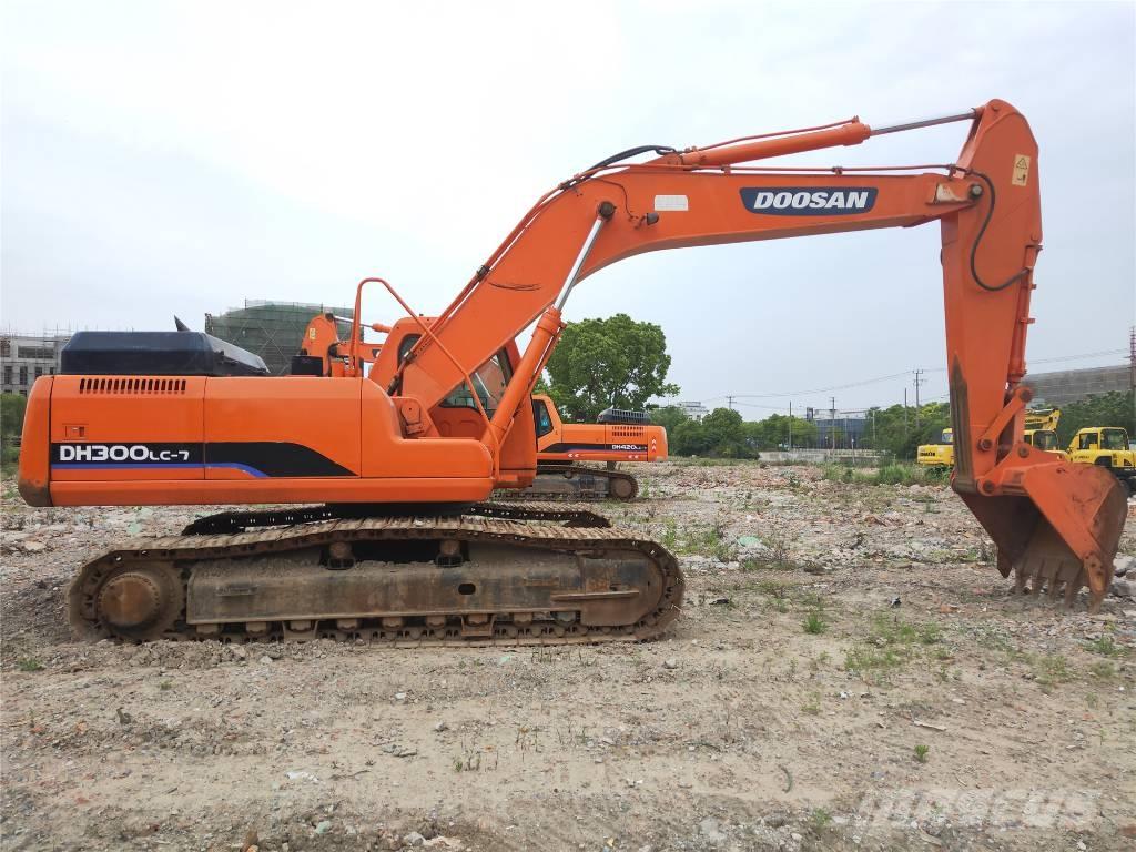 Doosan DH300LC-7 Bagri goseničarji