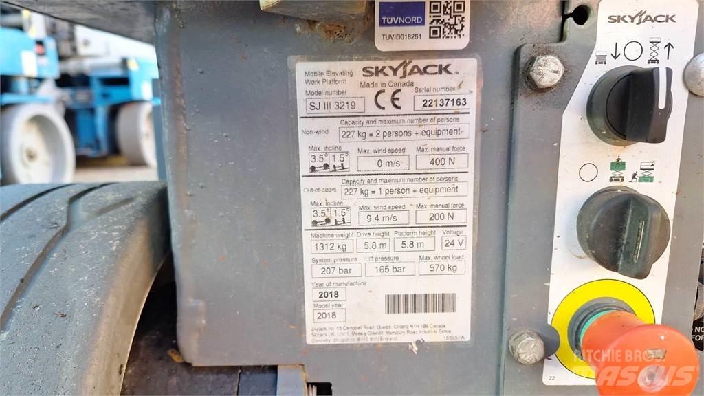 SkyJack SJIII3219 Škarjaste dvižne ploščadi