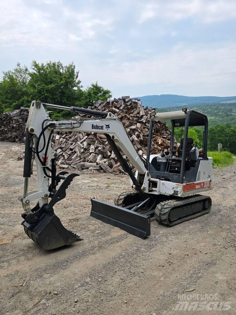 Bobcat X 331 Mini bagri <7t