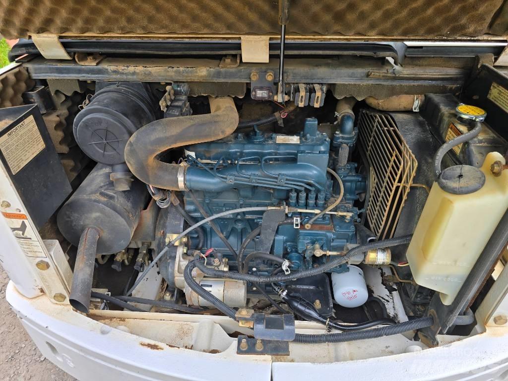 Bobcat X 331 Mini bagri <7t