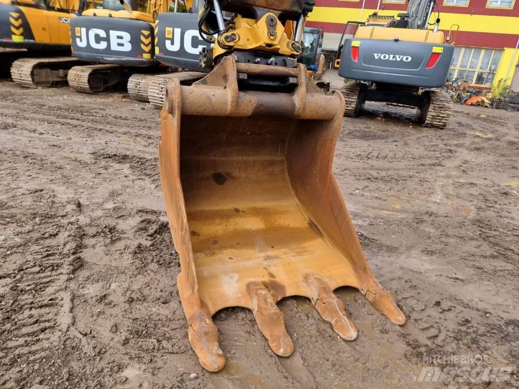 Volvo EC 220 DL Bagri goseničarji