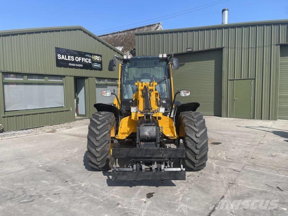 JCB TM 320 S Kmetijski teleskopski nakladalci
