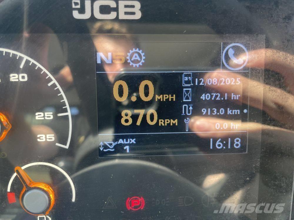 JCB TM 320 S Kmetijski teleskopski nakladalci