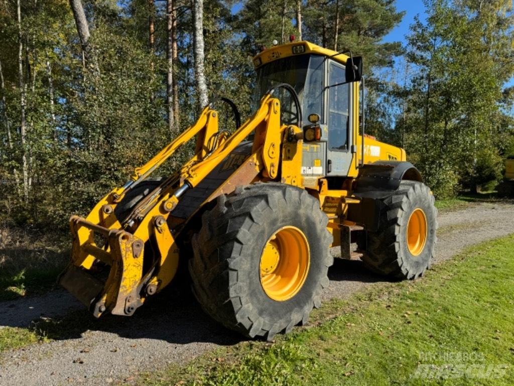 JCB 426 Agri (40 km/h) Kolesni nakladalci