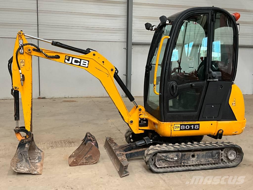JCB 8018 Mini bagri <7t