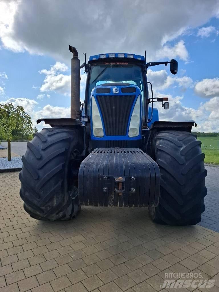 New Holland T 8050 Traktorji