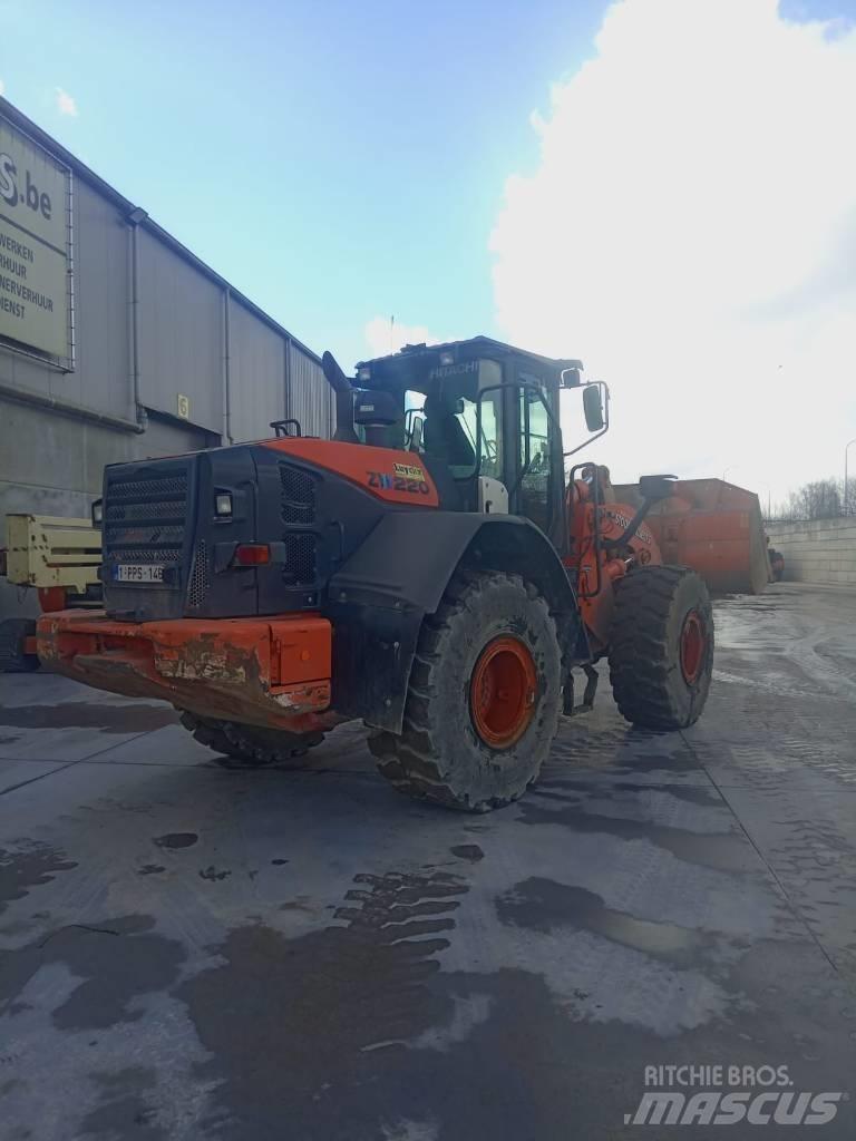 Hitachi ZW 220-6 Bagri na kolesih
