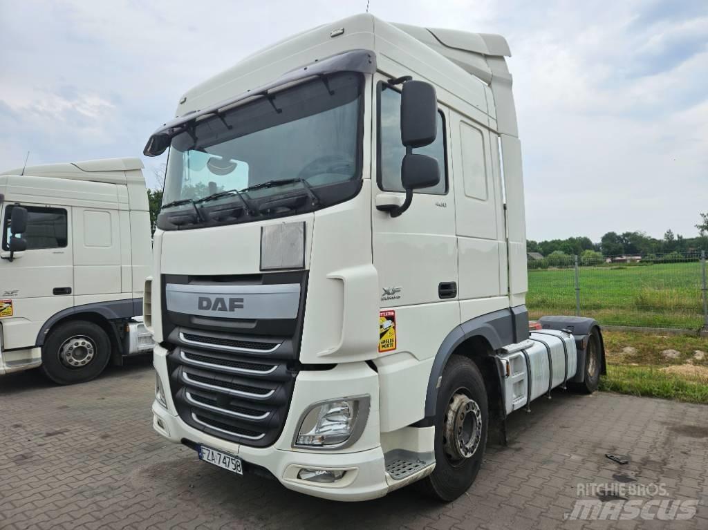 DAF XF460 Vlačilci