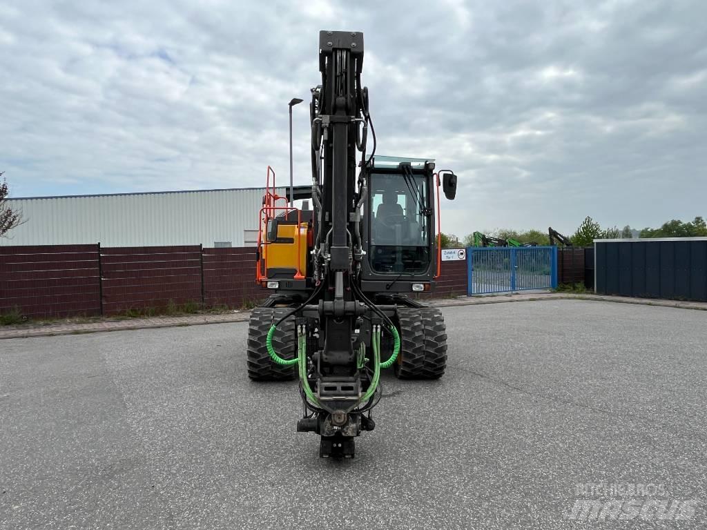 Volvo EWR 130 E Bagri na kolesih