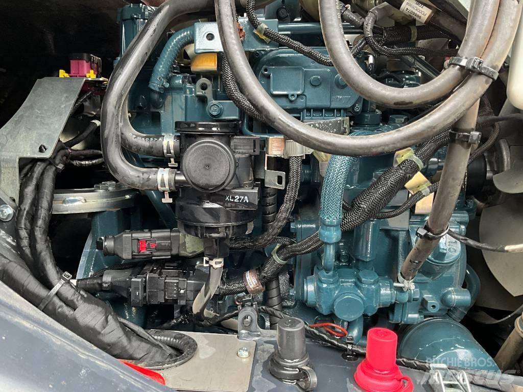 Kubota RT 280 Kolesni nakladalci