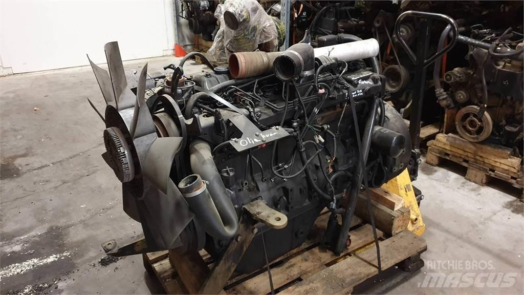 Sisu 74 CTA Motorji