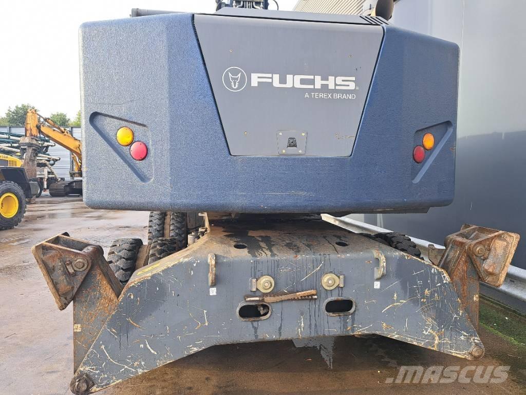 Fuchs MHL350F Bagri za prekladanje primarnih/sekundarnih surovin