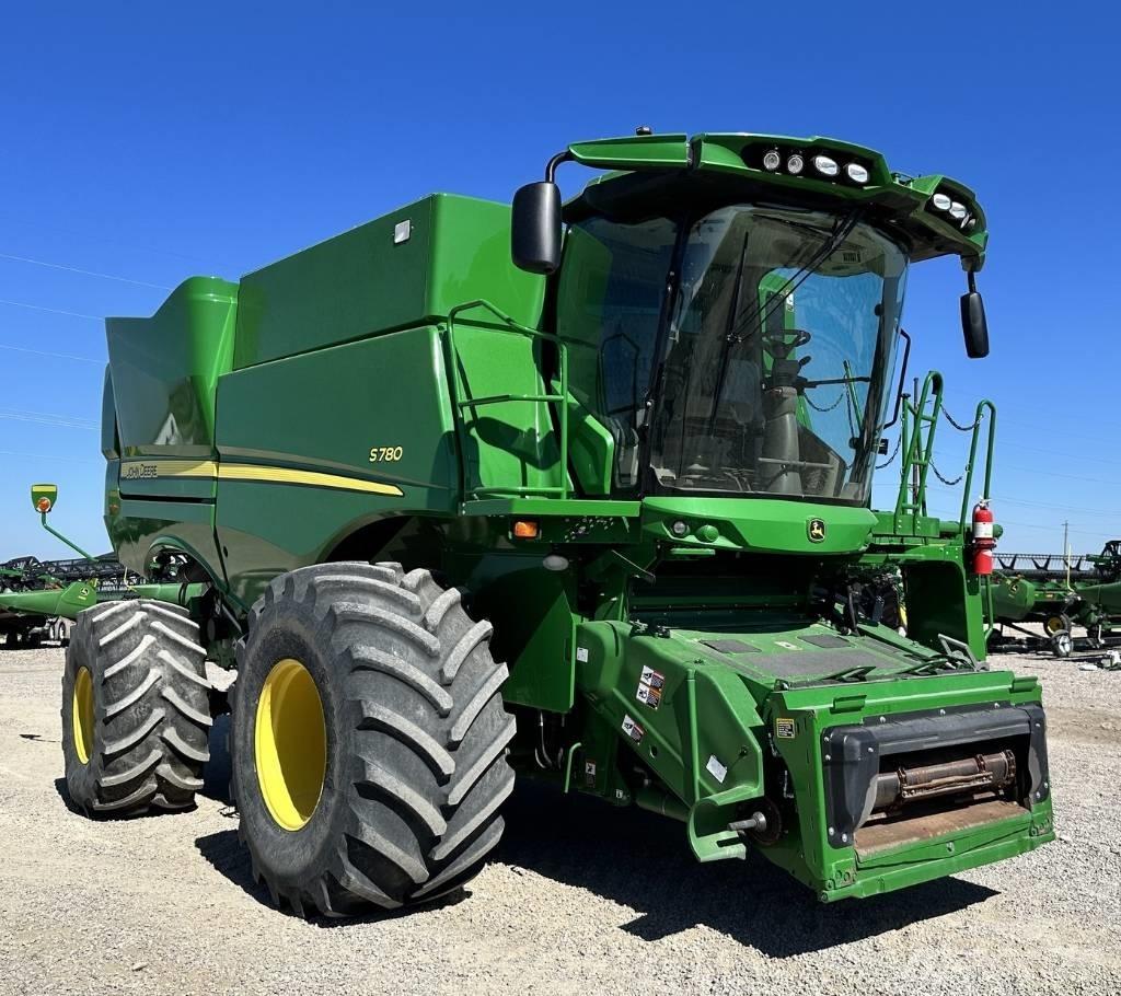 John Deere S 780 Kombajni