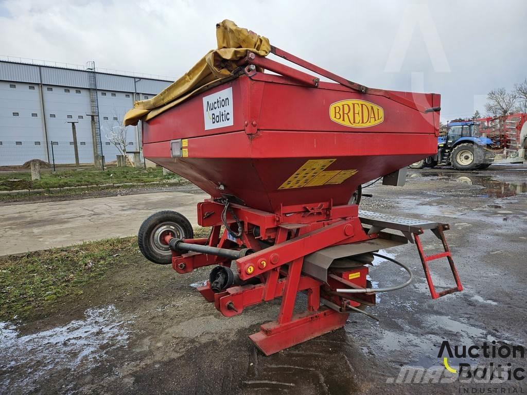 Bredal F 2 Trosilniki mineralnega gnojila
