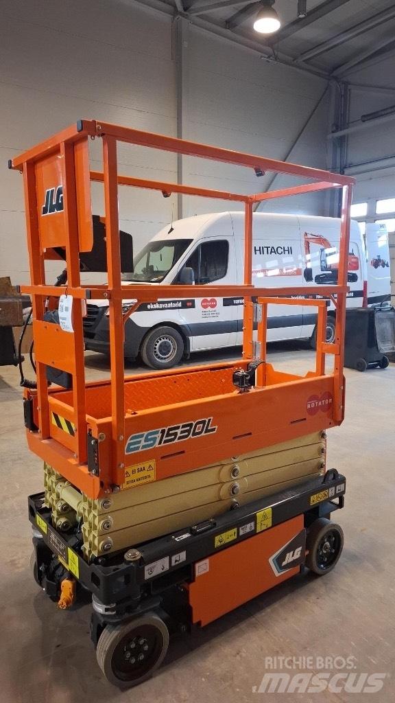 JLG ES 1530 L Škarjaste dvižne ploščadi