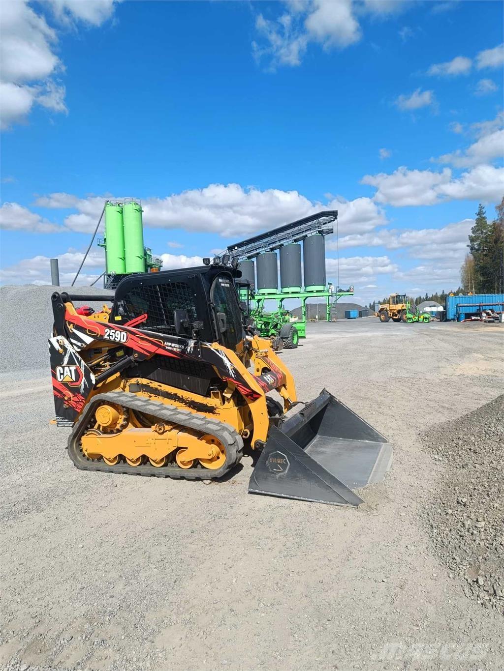 CAT 259D Skid steer mini nakladalci