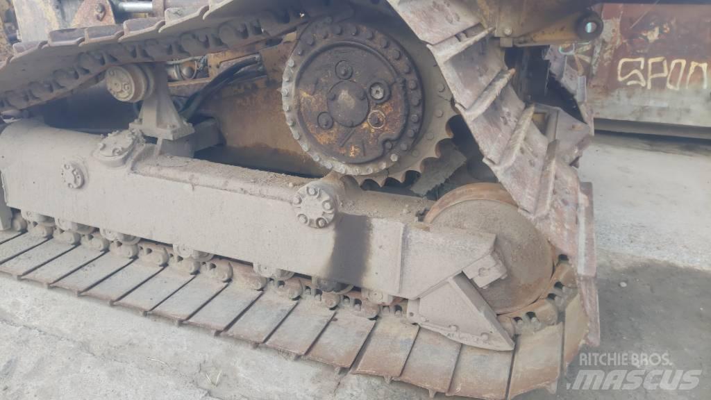 CAT D 4 LGP Buldožerji goseničarji