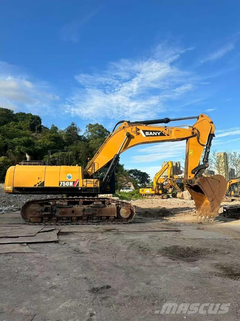 Sany 750 Bagri goseničarji