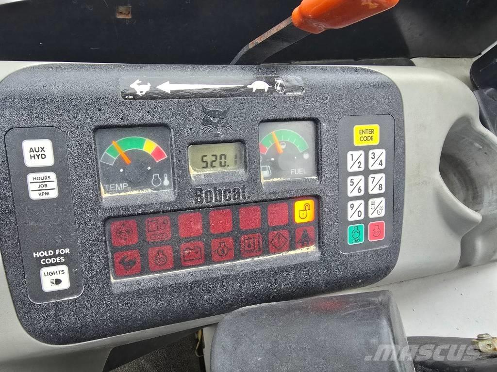 Bobcat 341 G Mini bagri <7t