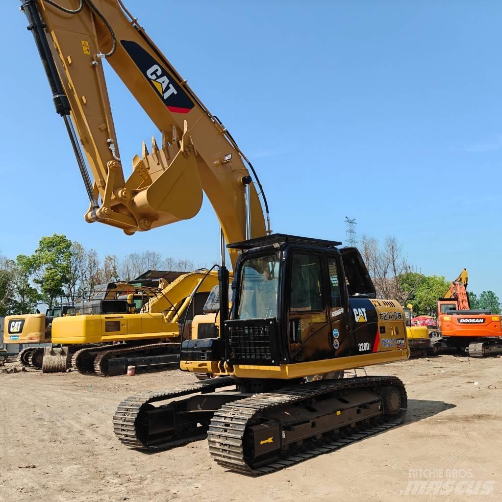 CAT 320D2 Bagri goseničarji