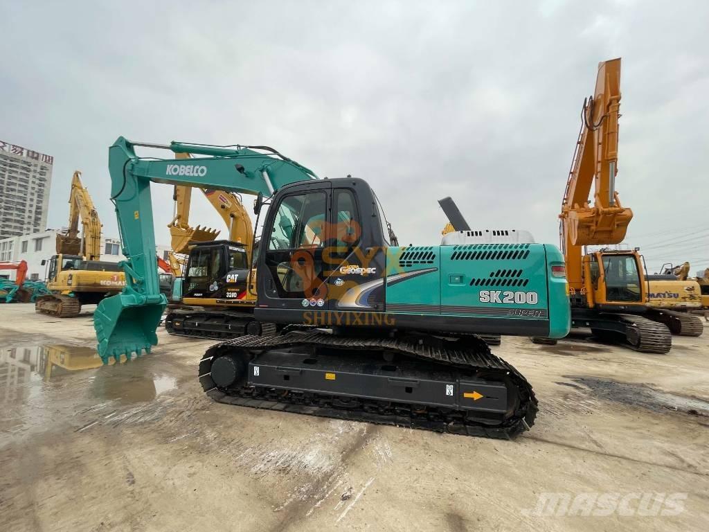 Kobelco SK 200-8 Bagri goseničarji