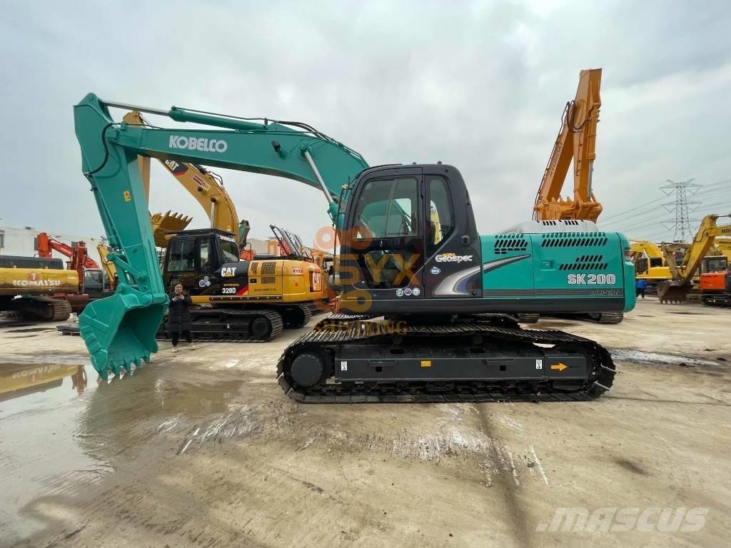 Kobelco SK 200-8 Bagri goseničarji