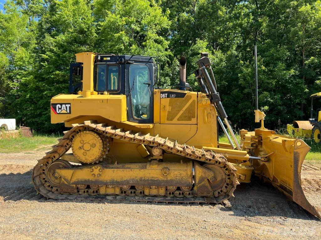 CAT D 6 T LGP VP Buldožerji goseničarji