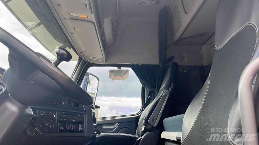 Volvo VOLVO FH 6*2 Tovornjaki-šasije