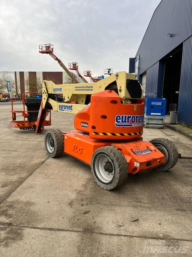 JLG E 450 AJ Zglobne dvižne ploščadi