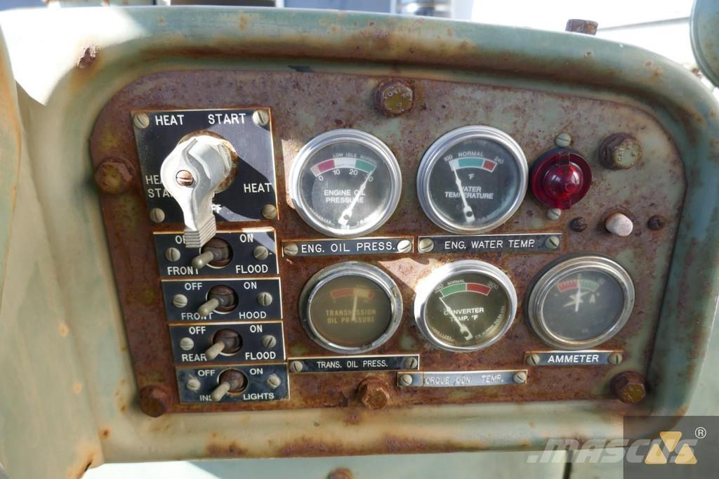 CAT D7F Ex-army Buldožerji goseničarji