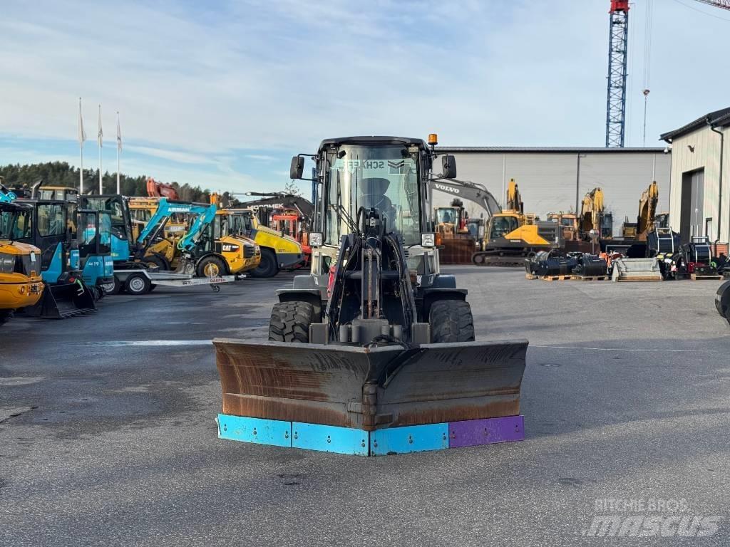 Terex TL 100 Kolesni nakladalci